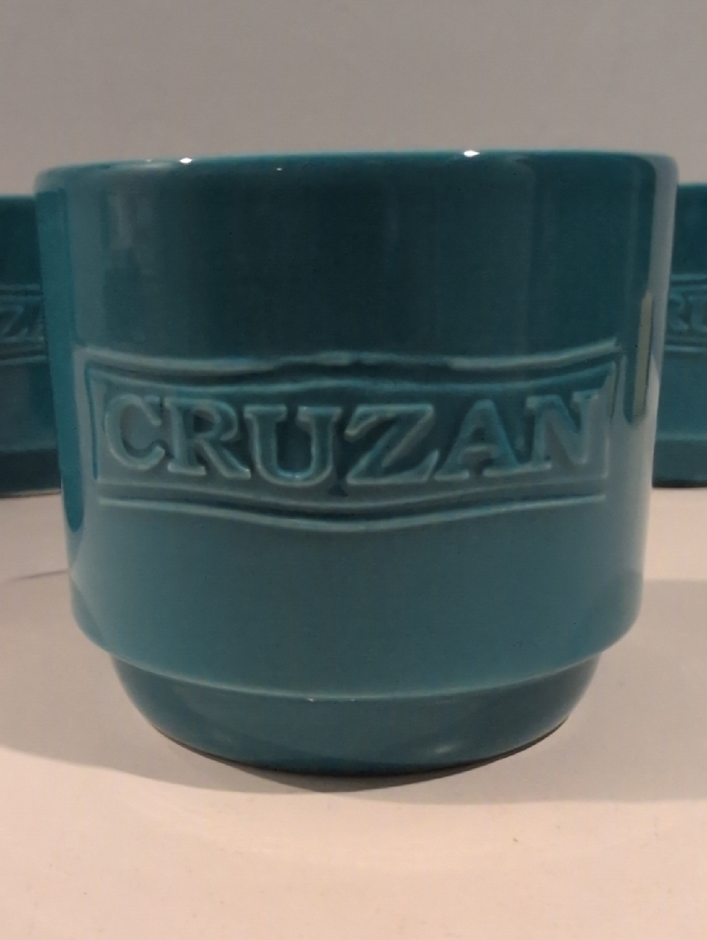 Set Of Six Ceramic Cruzan Rum Stackable Turquoise Tiki 10 Ounce Mugs - Picture 6 of 16